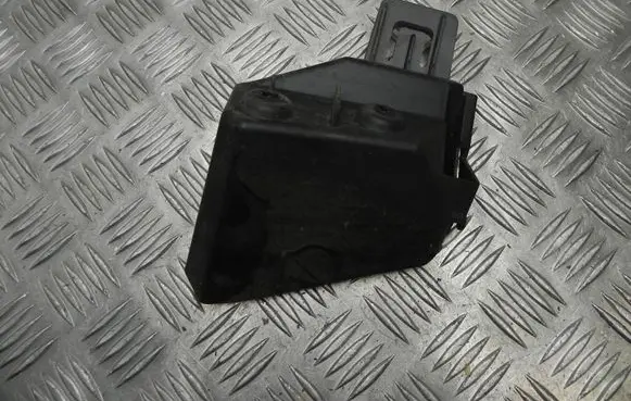 Ford Focus Front bumper mounting bracket BM51N17A881A T7856