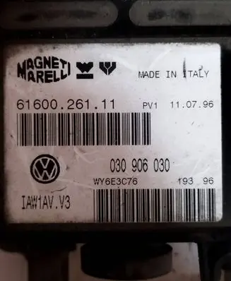 Volkswagen Polo III 6N 6N2 6NF Engine control unit/module 030906030 6160026111