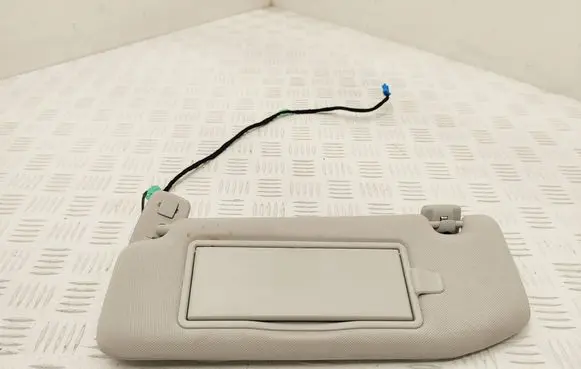 DS Automobiles 4 II Sun visor