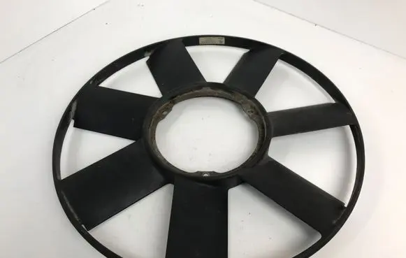 BMW 5 E39 Fan impeller 2243303 11522243303