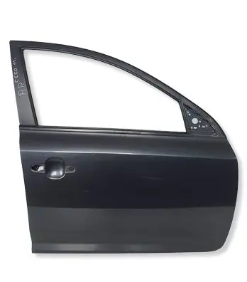 KIA Ceed Front door 