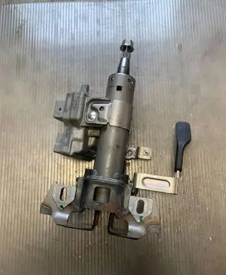 Mitsubishi Outlander Steering wheel axle JJ00100875 47034025