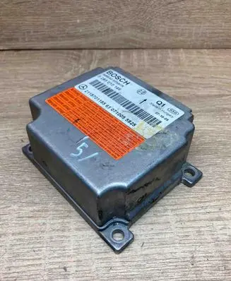 Mercedes-Benz E W211 Airbag control unit/module 2118701185 0285010146
