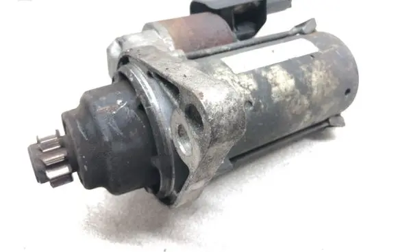 Volkswagen PASSAT B6 Starter motor 02Z911023G