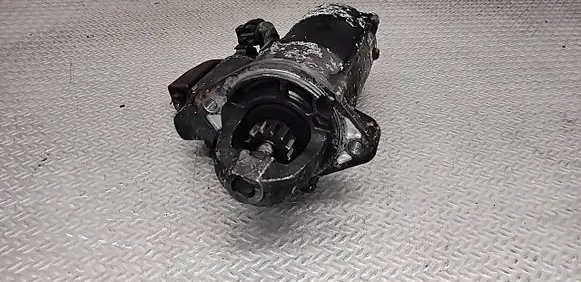 Chrysler PT Cruiser Starter motor 05033125AA M002T88571