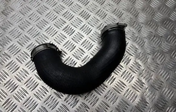 Audi Q7 4L Intercooler hose/pipe 7L6145972E