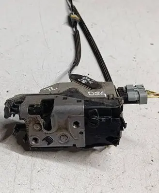 Citroen DS4 Rear door lock 9685353580 40737186