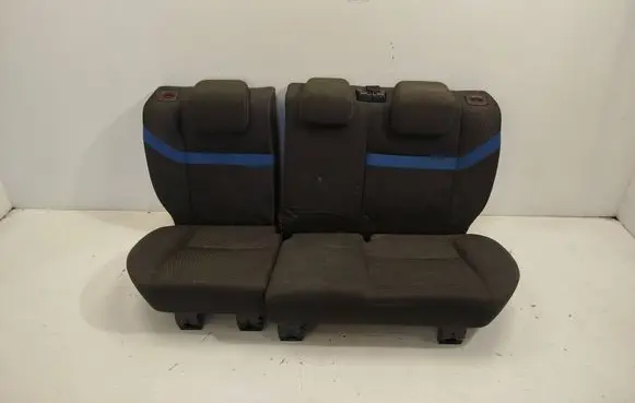 Ford Kuga I Rear seat 