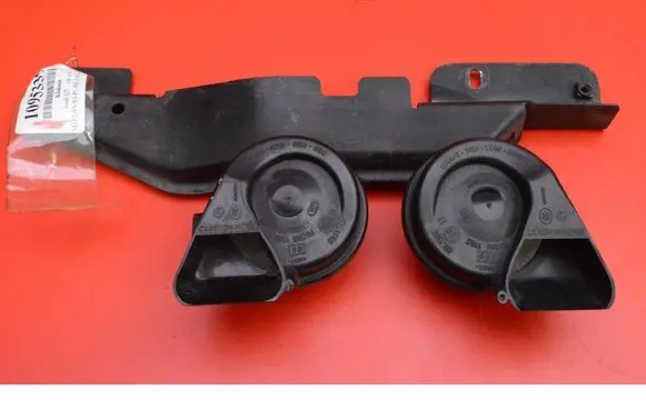 Audi Q7 4L Horn signal 4L0951229A