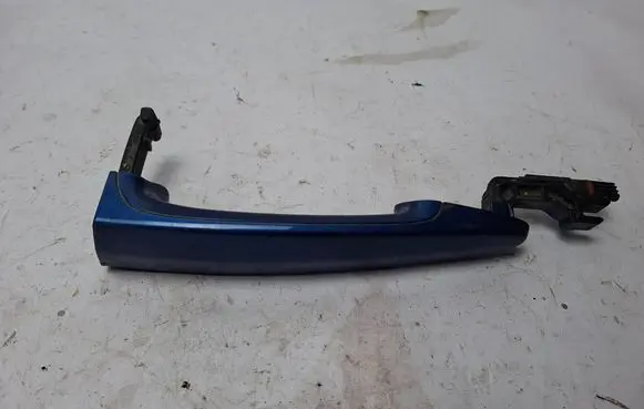 BMW 1 E82 E88 Front door exterior handle 