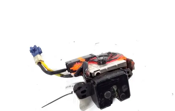 Toyota Yaris Loading door lock 69350-0D060