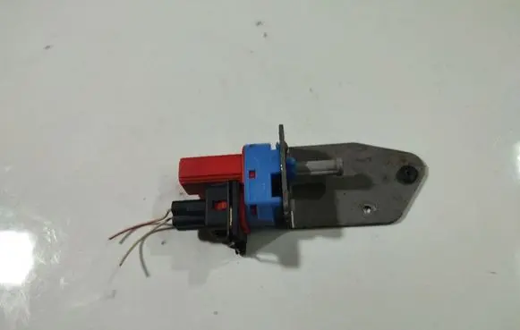 Jaguar X-Type Brake pedal sensor switch 