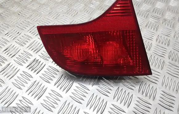 Audi A4 S4 B6 8E 8H Tailgate rear/tail lights 8E9945093
