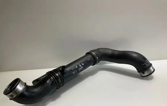 Mercedes-Benz E W211 Intercooler hose/pipe A2115281982 A2115200401 14004