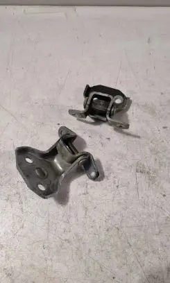 Subaru Outback (BS) Front door upper hinge BFL7
