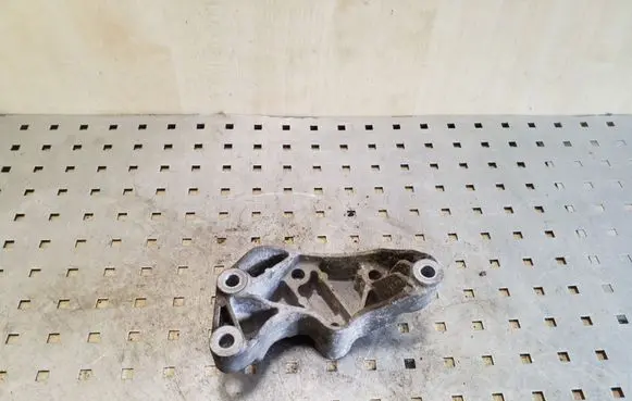 Opel Astra J Gearbox mounting bracket 13248568