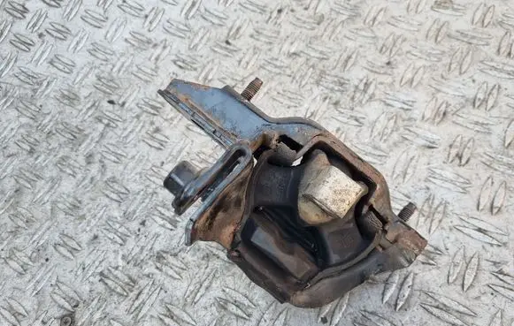Seat Ibiza IV (6J,6P) Engine mount bracket 6Q0199555