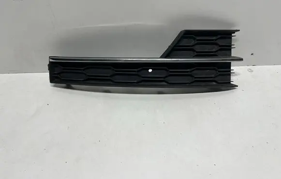 Skoda Octavia Mk3 (5E) Front bumper lower grill 5E0807682G 3200201114