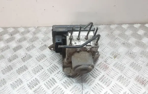 Toyota Corolla Verso E121 ABS Pump 8954113040
