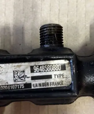 Citroen C4 I Fuel main line pipe 9648580880 0440717