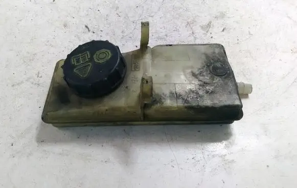 Ford C-MAX I Brake fluid reservoir 03350886381