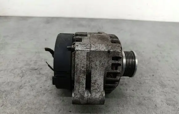 Opel Vectra C Generator/alternator 