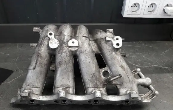 Honda Accord Intake manifold
