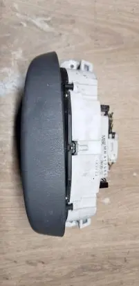 Mitsubishi Pajero Sport I Speedometer (instrument cluster) Mr240246
