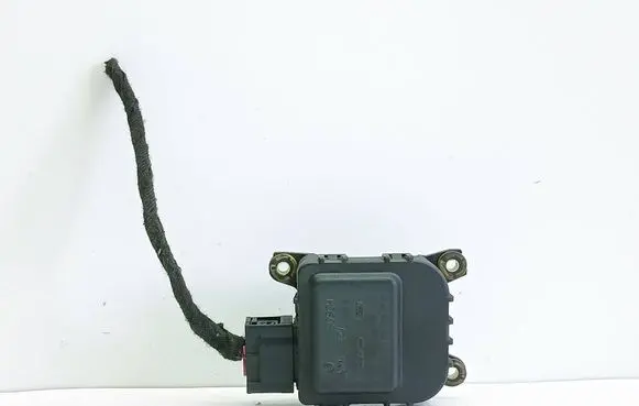 Audi A4 S4 B5 8D Air flap motor/actuator 8D1820511B 0132801149 700035693F00