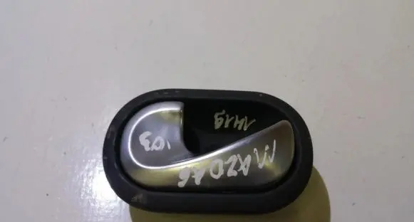 Rear door interior handle
