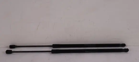 Volvo XC40 Tailgate strut 31457835