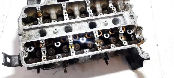 Opel Corsa B Engine head 90529778