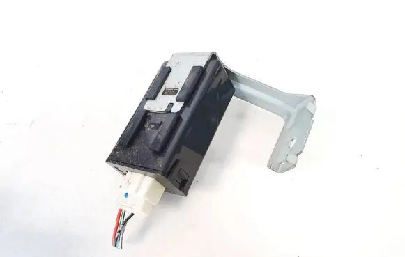 Mazda CX-7 Door control unit/module eh64675dz mr1383anrt2005
