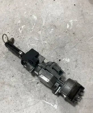 Ford Focus Ignition lock 3M513F880AD
