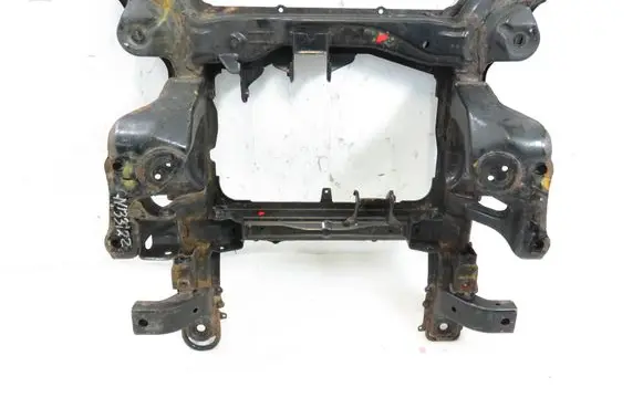 Suzuki Grand Vitara II Front subframe 