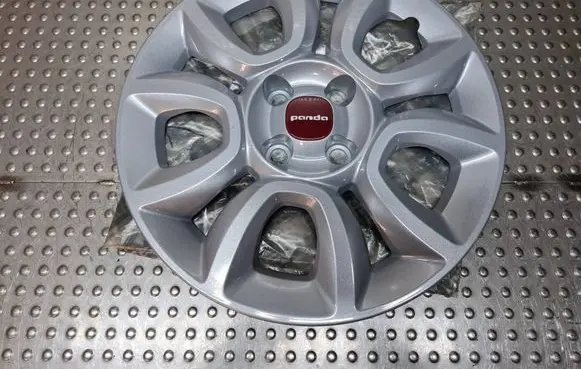 Fiat Panda III R15 wheel hub/cap/trim 735553852