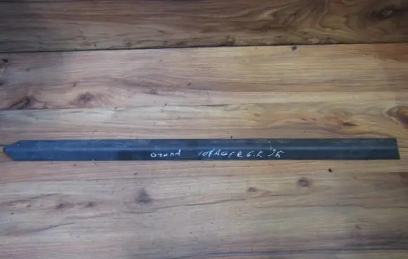 Chrysler Voyager Rear door trim (molding) 4576837 82750b