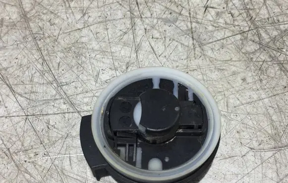 Volkswagen Golf VII Airbag deployment crash/impact sensor 5Q0959354 12339 4382