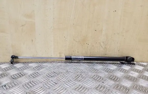 Subaru XV Tailgate/trunk strut/damper