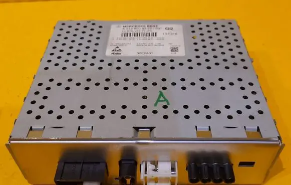 Mercedes-Benz S W222 Sound amplifier A2129009322