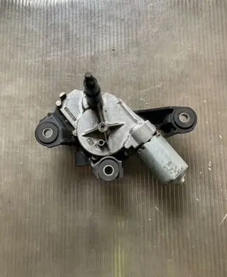 Nissan Qashqai Rear window wiper motor 28710JD000 0390201820