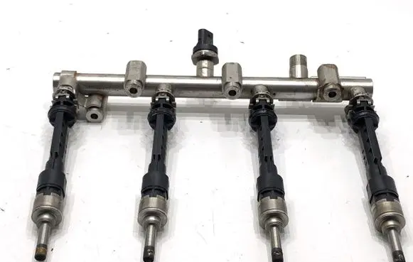 Nissan Qashqai J12 Fuel main line pipe A2820701100
