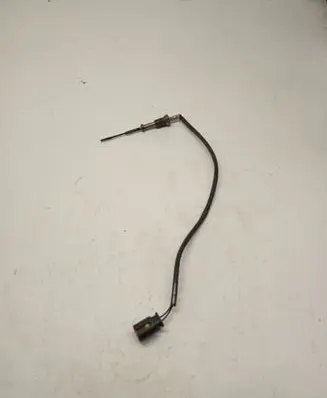 BMW 7 G11 G12 Exhaust gas temperature sensor 8570234