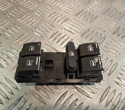 Volkswagen PASSAT B6 Electric window control switch 1K4959857