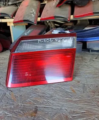Mazda 626 Tailgate rear/tail lights 22661827