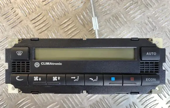 Volkswagen PASSAT B5 Climate control unit 3B1907044A 5HB00761702