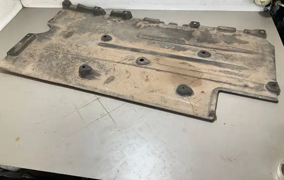 Volvo XC40 Center/middle under tray cover 32226407 8668764