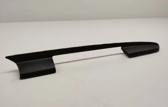 Dashboard glove box trim