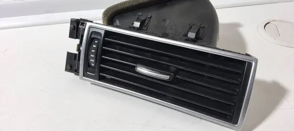 Audi A6 S6 C6 4F Dashboard side air vent grill/cover trim 4F1820902D