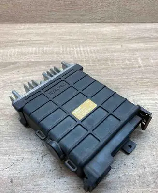 Audi 80 90 S2 B4 Engine control unit/module ECU 443906264A 0280800223